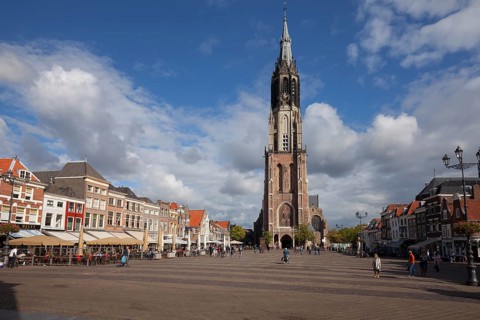 Historical buildings and Nieuwe Kerk church at the market place