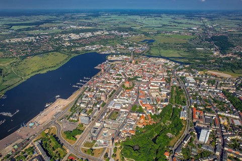 Overview of Rostock with river Unterwarnow