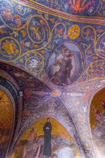 Decorated vaulted ceiling with frescoes