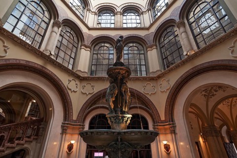 Courtyard with fountain