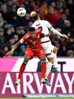Header duel