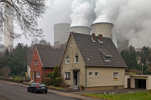 Houses in front of power plant Niederaussem