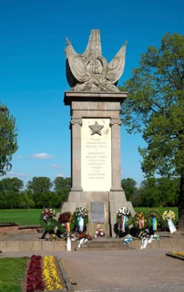 Monument to the meeting of Allied forces