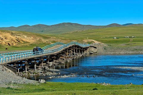 Bridge over the Orchon River