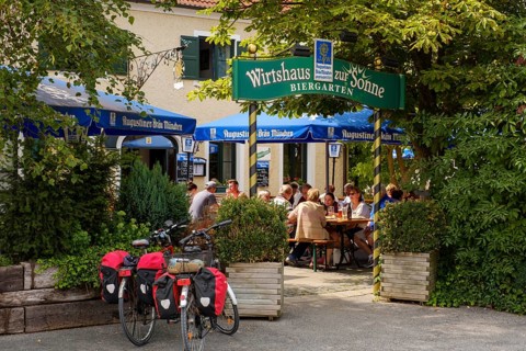 Tavern with Beer garden