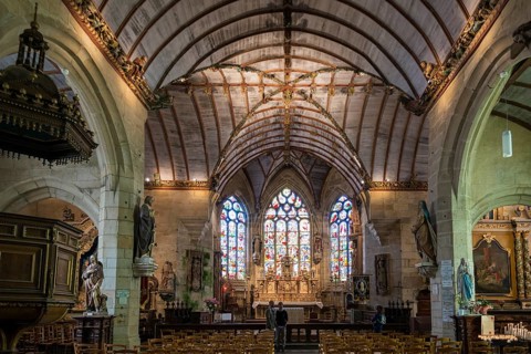 Interior with sanctuary