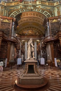 Ceremonial hall and statue of Charles VI. 1735