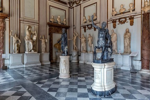 Antique sculptiures