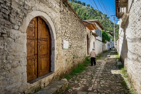 Paved house alley