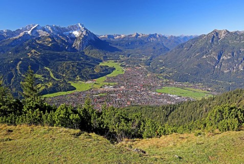 View from Wank to the village with Alpspitze 2628m