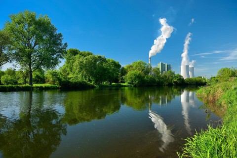 Steaming lignite-fired power plant on the Saale River