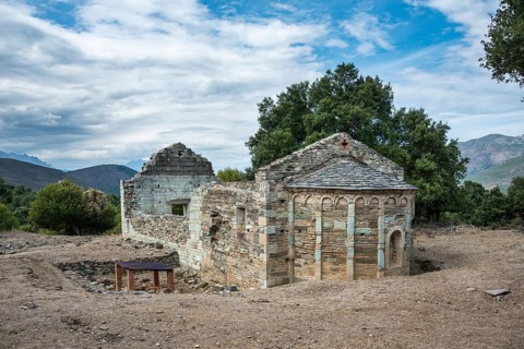 Ruins of the church of Santa Maria di Riscamone
