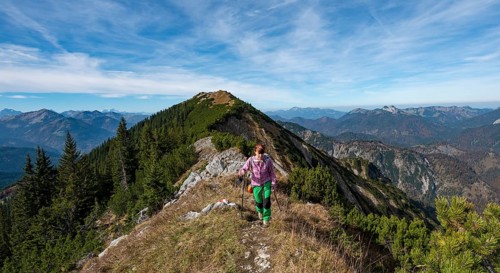 Hiker crossing the Blauberge mountains