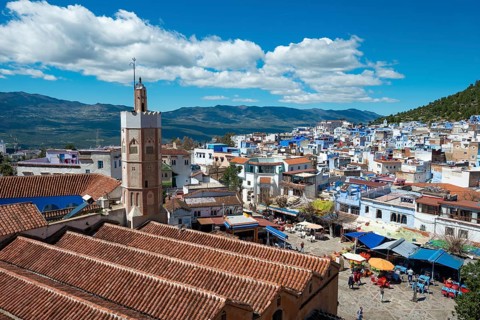 Large mosque with minaret at the city center