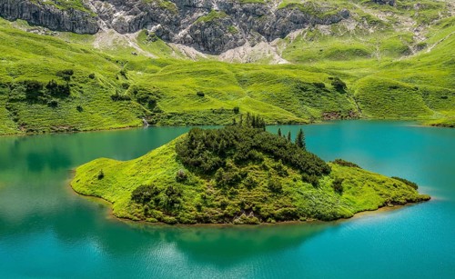 Small island in the Lake Schrecksee