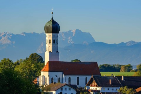 Parish church Maria Himmelfahrt in Munsing