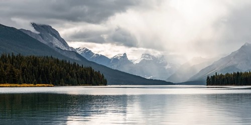 Maligne Lake