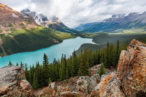 Clouds hanging in mountain peaks