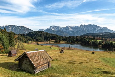 Heustadl in a meadow at Lake Geroldsee