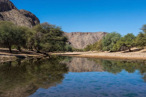 Valley with Khowarib river