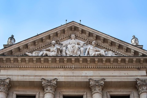 Triangular gable