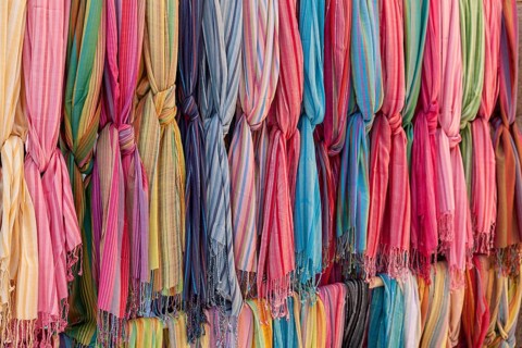 Colored cloths for sale