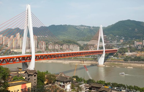 Qian Simen Qiao or thousand-carrier gate bridge over the Yangtze River