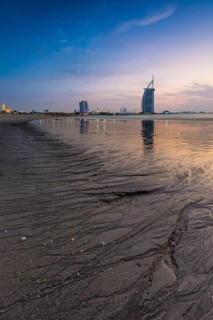 Luxury hotel Burj al Arab and Jumeirah Beach