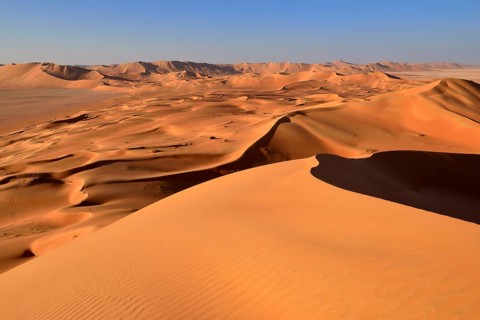 Sanddunes in the Rub al Khali desert