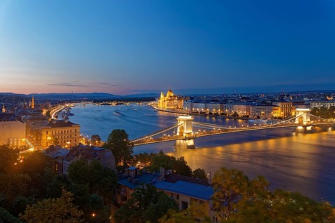 View of Chain Bridge at dusk
