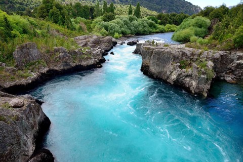 Turquoise water in the gorge of the Rio Futaleufu