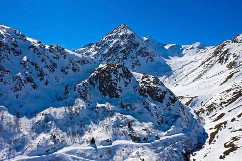 Summit Pointe des Lacerandes at the Great St. Bernhard Pass