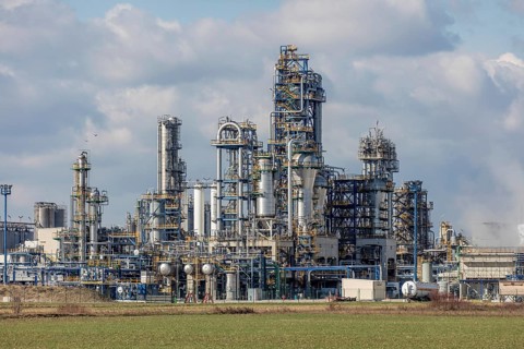 Chemical plant for plastics production