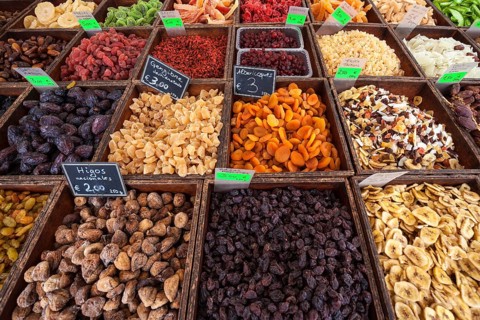 Various candied fruits and dried fruits