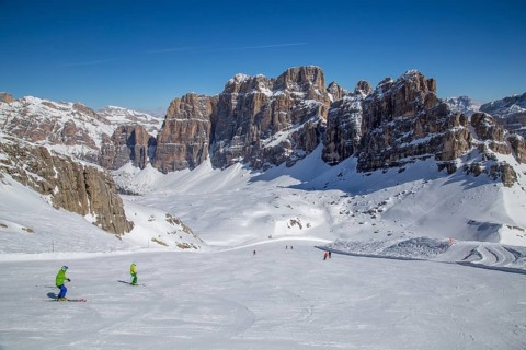 Skiers on ski slopes at Lagazuoi
