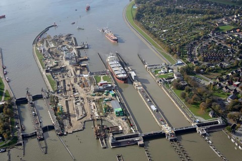 Cargo ships at Brunsbuttel Lock