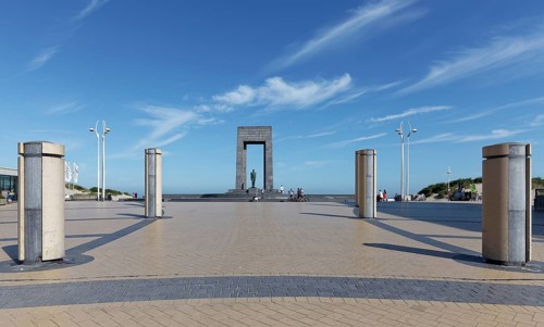 Leopold I Esplanade Monument