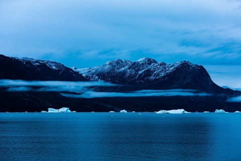 Drift ice in Scoresbysund at dawn