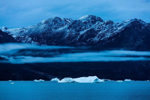 Drift ice in Scoresbysund at dawn