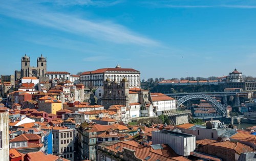 View over old town with Da Se Cathedral