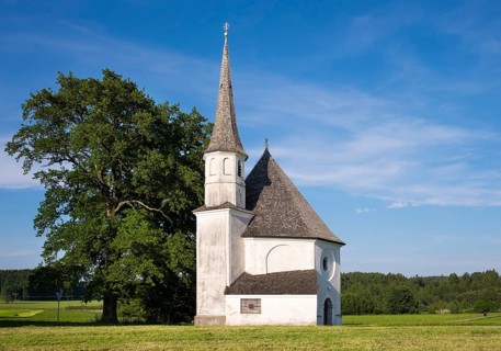 St. Leonhard chapel in Harmating