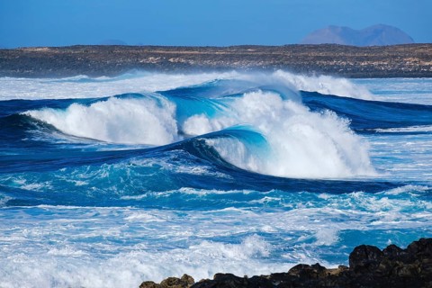 Surf waves