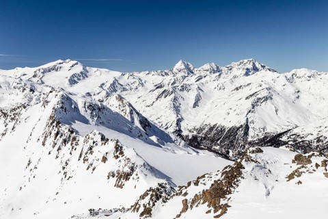 View from the top rear Hintere Nonnenspitze in Martell valley