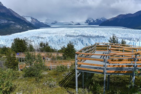 Glaciar Perito Moreno Glacier with viewing platform