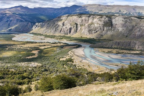 Wide river valley of the meandering Rio De Las Vueltas