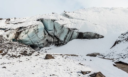 Glacier snout