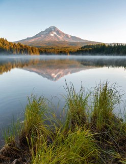 Reflection of the volcano Mt. Hood in Lake Trillium Lake