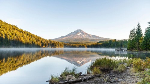 Reflection of the volcano Mt. Hood in Lake Trillium Lake