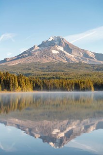 Reflection of the volcano Mt. Hood in Lake Trillium Lake