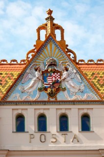 Roof with typical tiles from Zsolnay